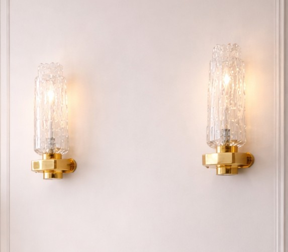 Appliques en verre et laiton